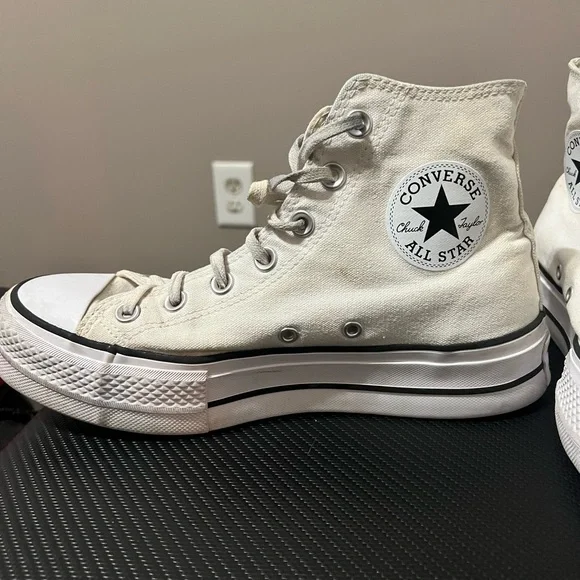 Platform High-Top Converse - Picture 6 of 9